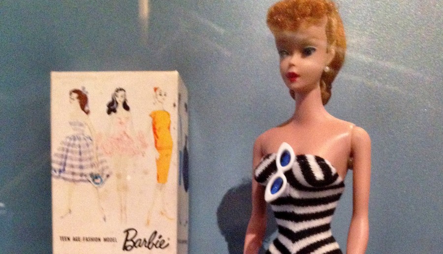 Accadde Oggi. Nel 1959 debutta la bambola Barbie