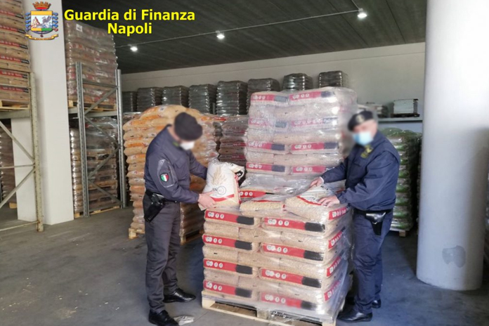Guardia di Finanza Sequestrate 220 tonnellate di pellet ad Ottaviano