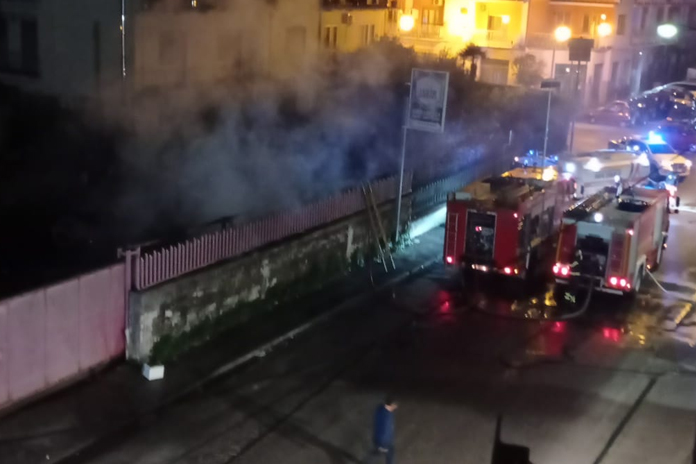 Pagani. Incendio in via De Gasperi
