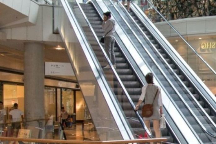 La protesta dei negozi dei Centri Commerciali: “Riapertura immediata nei weekend”