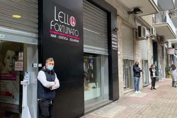 Salerno. Piena adesione di parrucchieri e centri estetici alla manifestazione promossa da Cna