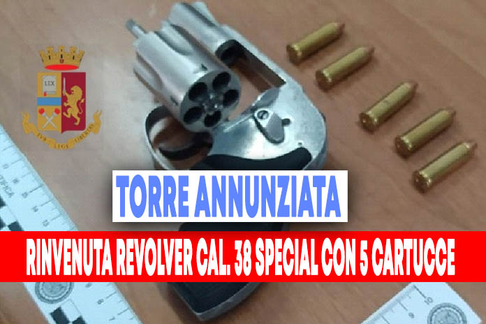 Torre Annunziata: sequestrata una pistola