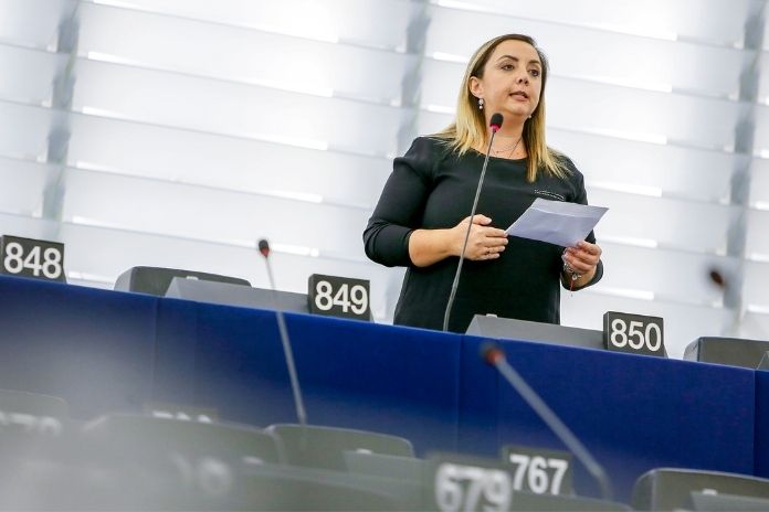 Italia in zona Bianca. Adinolfi (FI): “La priorità è la ripresa economica e sociale”