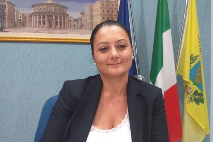 Politica. Sonia Alfano: “Il Presidente Strianese ancora non ha assegnato le deleghe ai consiglieri provinciali di maggioranza”