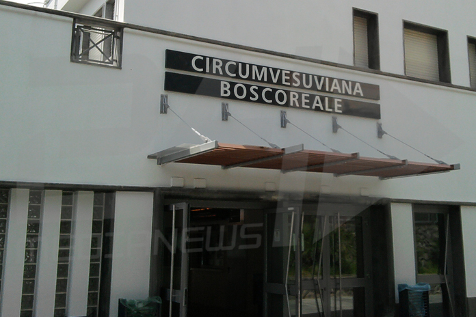 Boscoreale. Tentata rapina a bordo della Circumvesuviana, arrestato 31enne dai Carabinieri