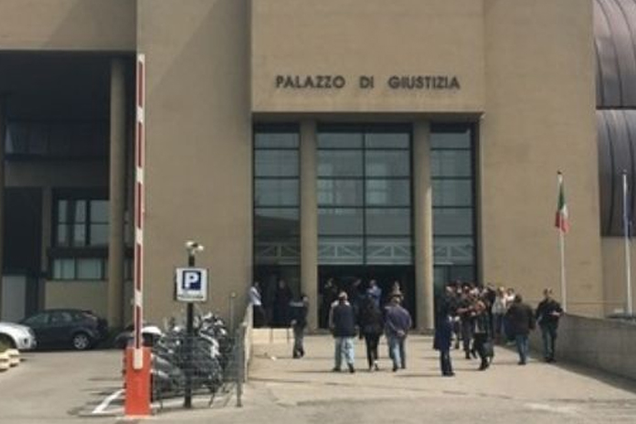 Sorrento, arrestato 37enne per atti persecutori e lesioni personali nei confronti della sua ex