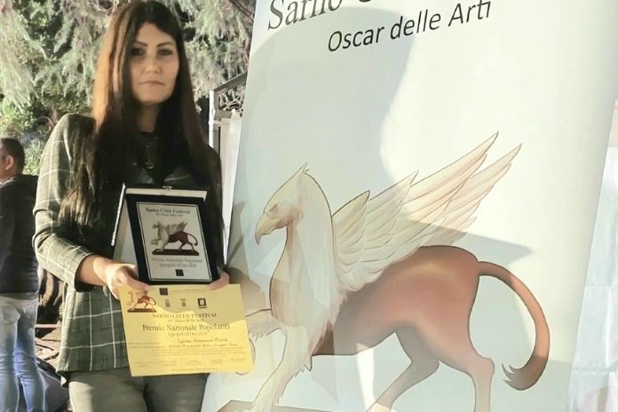 Sarno. Premio Ippogrifo d’oro, premiata la designer Egy Cutolo