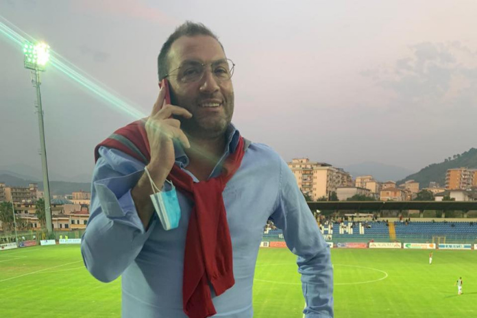 Pagani. Il consigliere Calce si complimenta con i bambini della Paganese per il grande esempio di sportività