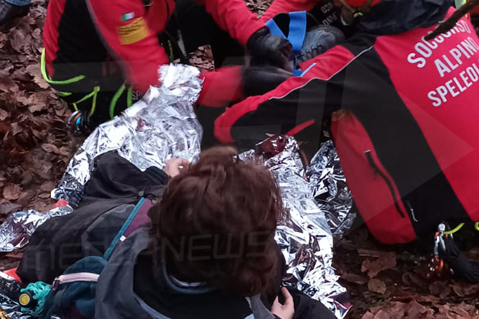 Soccorso Alpino e Speleologico della Campania in salvo donna su Monte Taburno