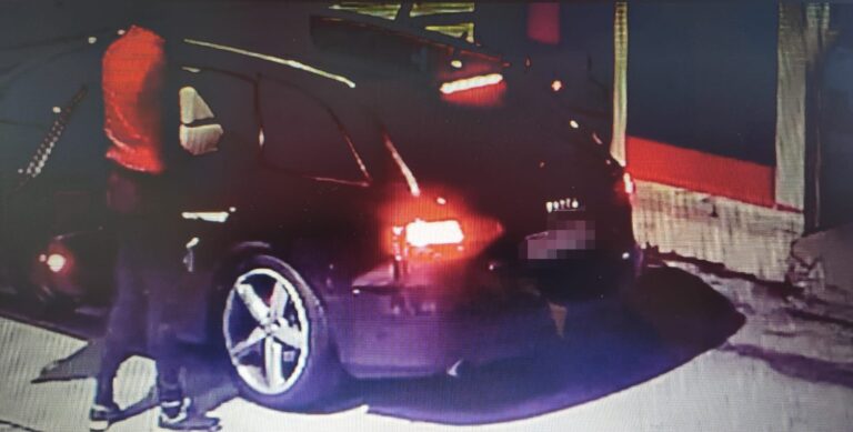 Angri, furti ai negozi: spunta un Audi nera nei filmati!