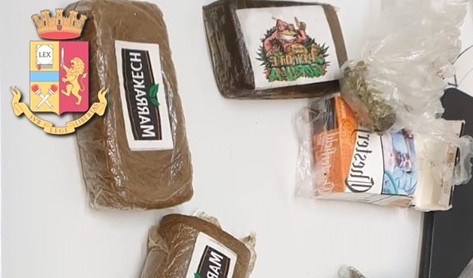 Salerno. Polizia, arrestato spacciatore in pieno centro città