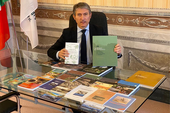 “Un libro per crescere”. 1000 libri per le Scuole del Parco
