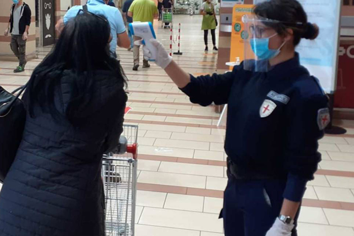 Direttori Centri commerciali, “il governo Draghi  chiarisca quali siano i negozi di beni essenziali”