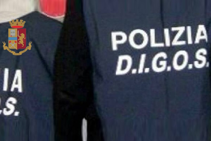 Perquisizioni e sequestri della Digos per gli scontri dopo Avellino-Paganese: 22 indagati