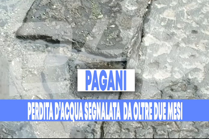 Pagani. Perdita d’acqua segnalata da oltre due mesi in via San Francesco / via Aniello Califano
