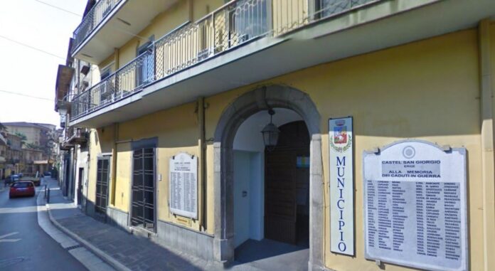 Castel San Giorgio. Si è dimesso il Consigliere Giovanni De Caro