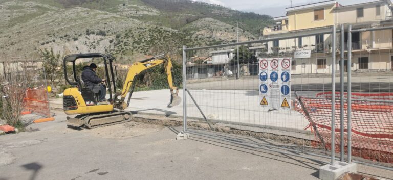 Castel San Giorgio. Al via i lavori di realizzazione di un campo polivalente per basket e pallavolo alla frazione Castelluccio