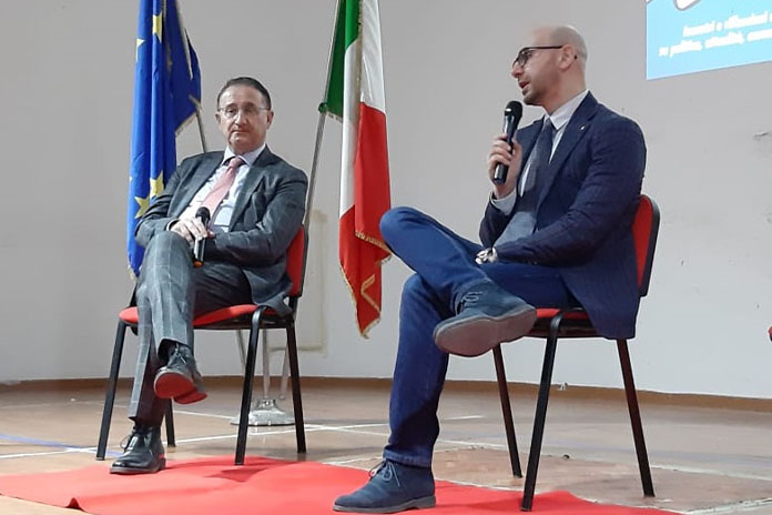 Tema della giustizia. Interesse ed entusiasmo al primo appuntamento “il viaggio delle idee”: ospite il magistrato Giovanni Pipola  