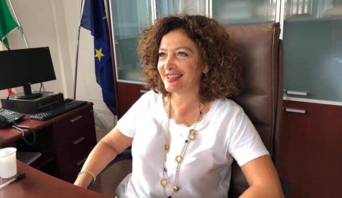 Cava de’ Tirreni. Al liceo Genoino gli studenti incontrano il matematico Michele Mele