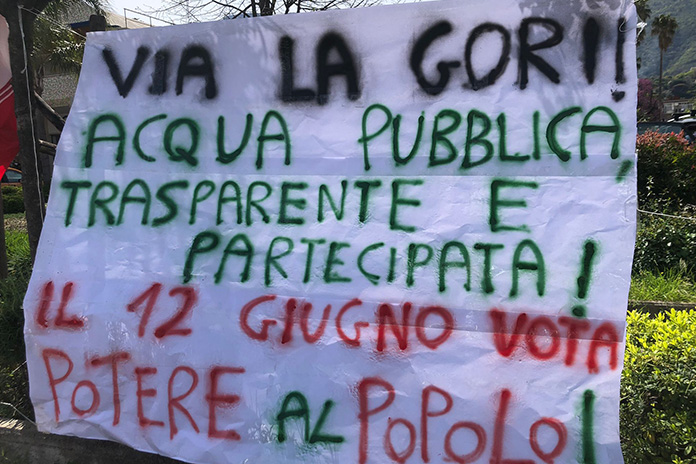 VIA LA GORI! Questa mattina azione dimostrativa di Potere al Popolo con Erminia Maiorino in Via Napoli