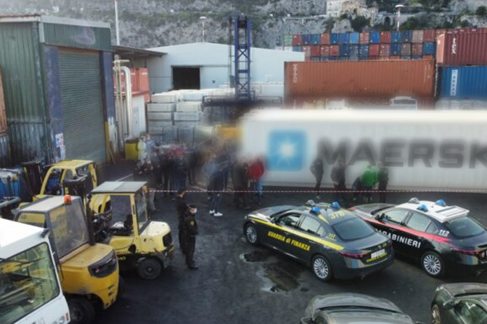 Salerno. Maxi sequestro nel porto, 157chili di Cocaina