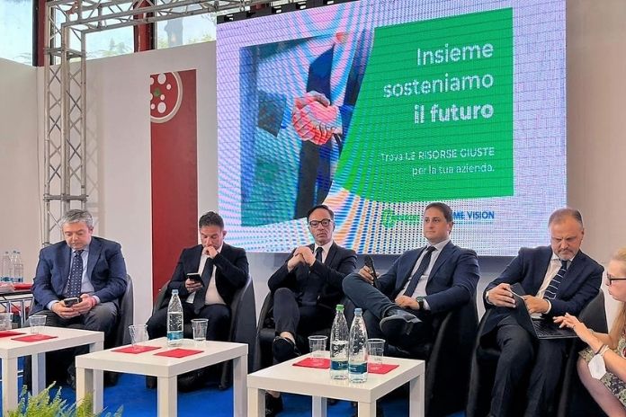 Confesercenti Campania. “Abbattere i costi del turismo con sinergia tra imprese”