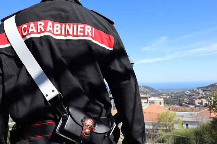 Casalnuovo, raid nel palazzo appena ultimato: rubati  quadri elettrici, condizionatori e caldaie