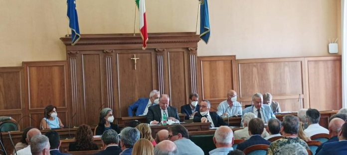 Assemblea dei Sindaci della Provincia di Salerno, Cristoforo Salvati esprime voto contrario sul rendiconto di gestione 2021