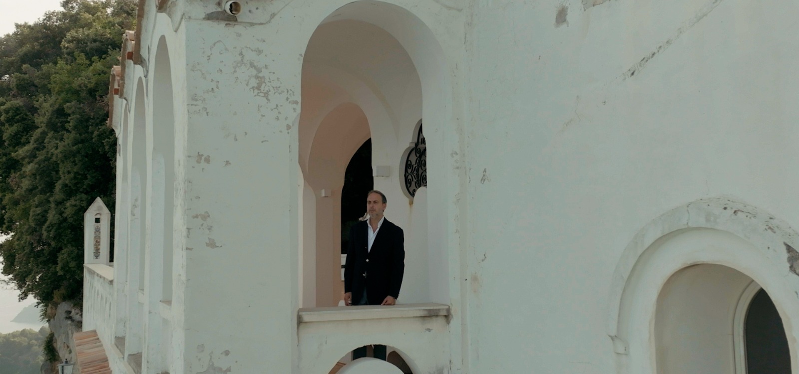 Questa immagine ha l'attributo alt vuoto; il nome del file è RAVELLO_RENDEZ-VOUS_Comunicato_Stampa_04.jpeg