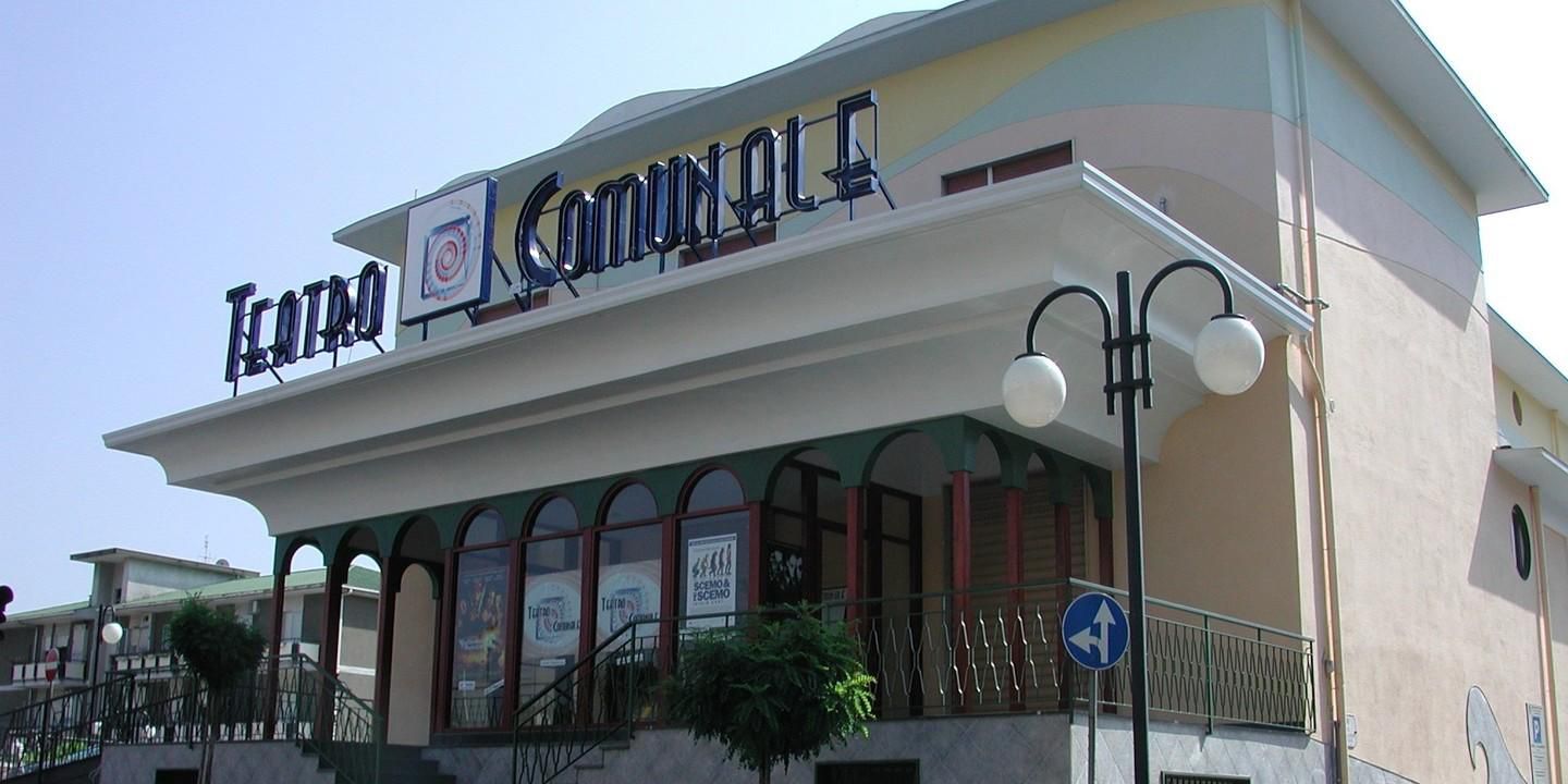 Mercato San Severino: 248.000 euro per il cinema teatro comunale