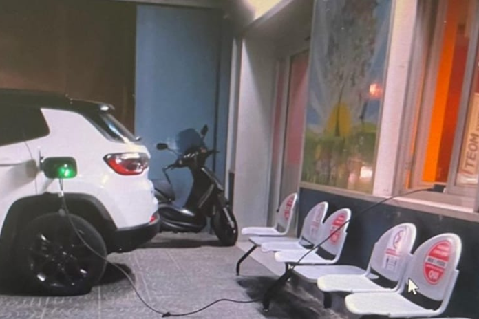 Pagani. Dipendente pubblico ricarica l’auto alle colonnine destinate alle Ambulanze