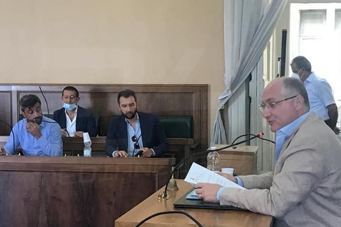 Consiglio Provinciale. Censura mozioni ospedali Sarno /Scafati: l’ira di Del Sorbo