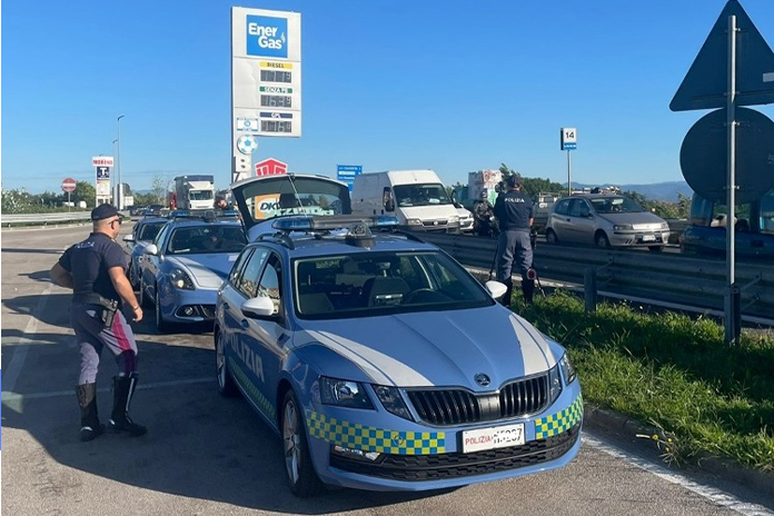 Safety Daysal via la campagna della Polizia di Stato di Napoli