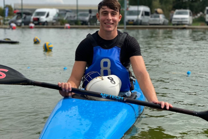 Napoli. Intitolata al canoista Antonio Marino la palestra sociale