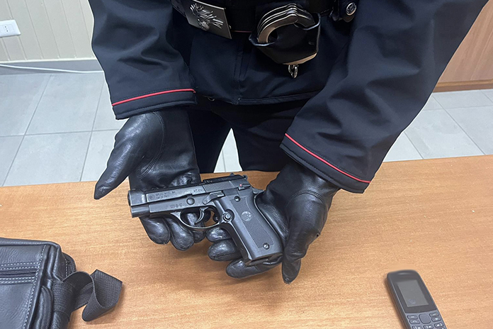 (Video) Qualiano: rapina in pieno giorno una donna al quarto mese di gravidanza. 62enne arrestato dai Carabinieri