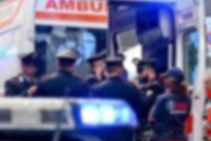 Tentato femminicidio nel Salernitano: ricopre di alcol la moglie e le dà fuoco