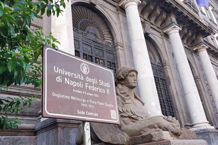 Napoli, Università Federico II: arrestato tecnico di laboratorio per violenza sessuale ai danni di 6 studentesse