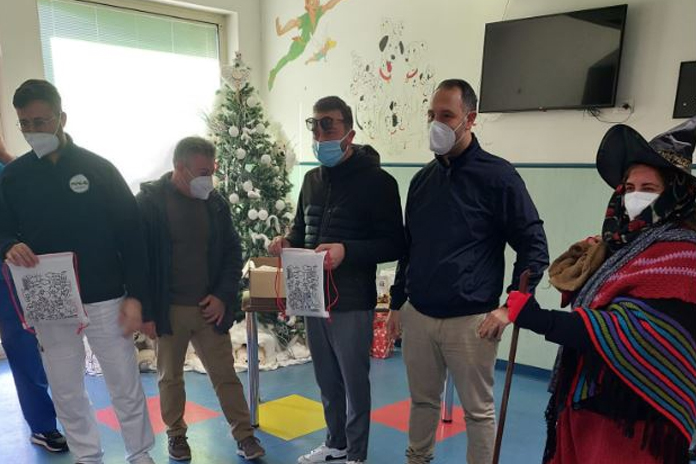 Calze della Befana (Fials) ai bimbi ricoverati negli ospedali salernitani