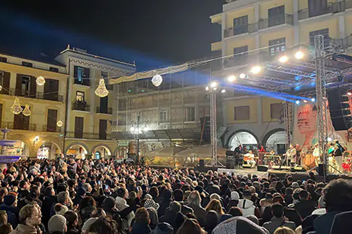 Confesercenti. Notte bianca dai numeri record per le presenze e per le vendite a Cava de’ Tirreni