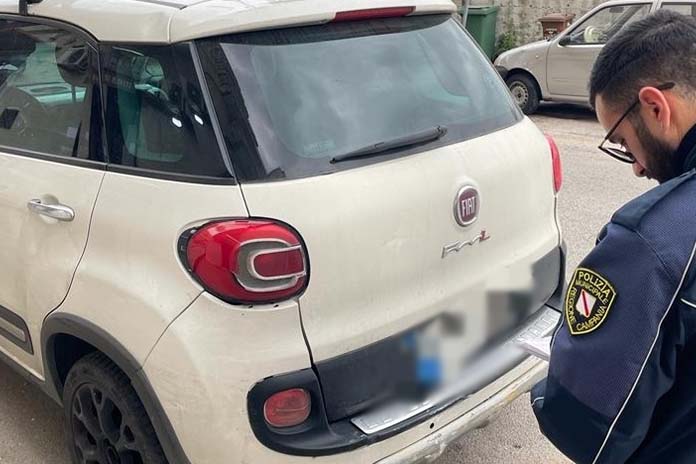 Alto impatto a Casoria: Polizia Locale recupera 17 auto rubate. Rilevate 1361 infrazioni in tre mesi