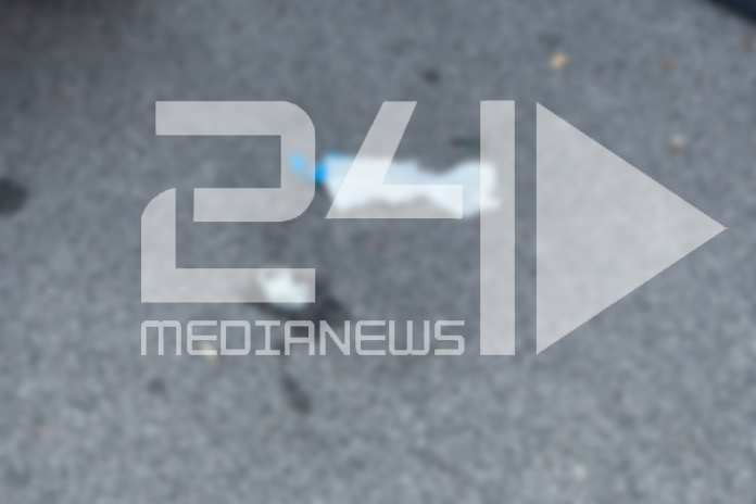 Angri. Profilattici usati e salviette sporche nel parcheggio della scuola di via Dante Alighieri