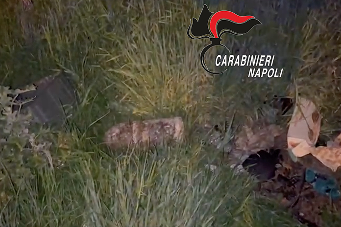 Volla: Ordigno bellico sul ciglio della strada. Zona bonificata dai Carabinieri