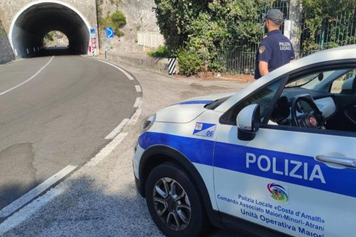 Statale Amalfitana, tornano le targhe alterne nella Settimana Santa dal 3 al 10, 24 aprile e 2 maggio 2023