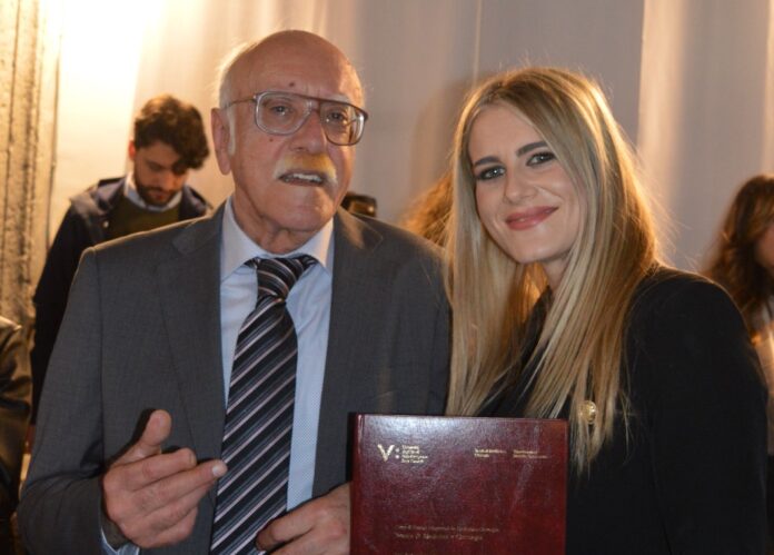 ca0b3235-1e94-4b3c-af41-fca7358276b0 (1)