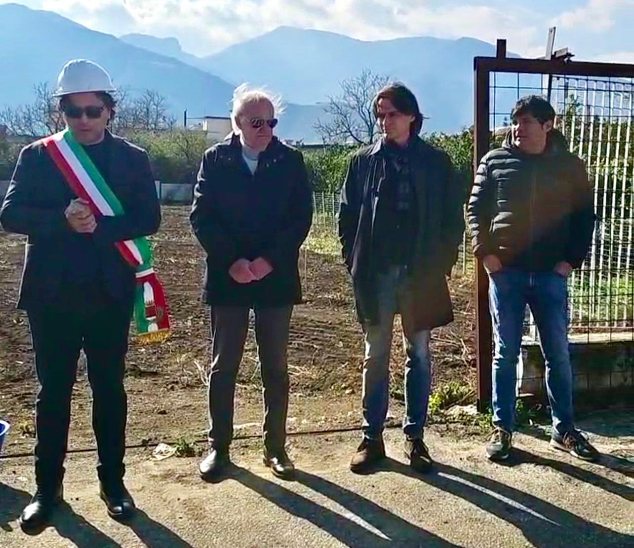 Ieri posa della prima pietra per l’asilo. De Prisco “ringraziamo la ditta Buccino”