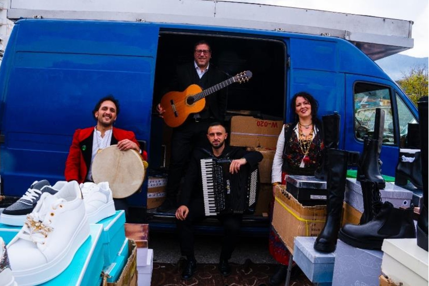 Pagani. Vincenzo Romano  canta “Core gitano” il nuovo singolo in uscita il 14 febbraio