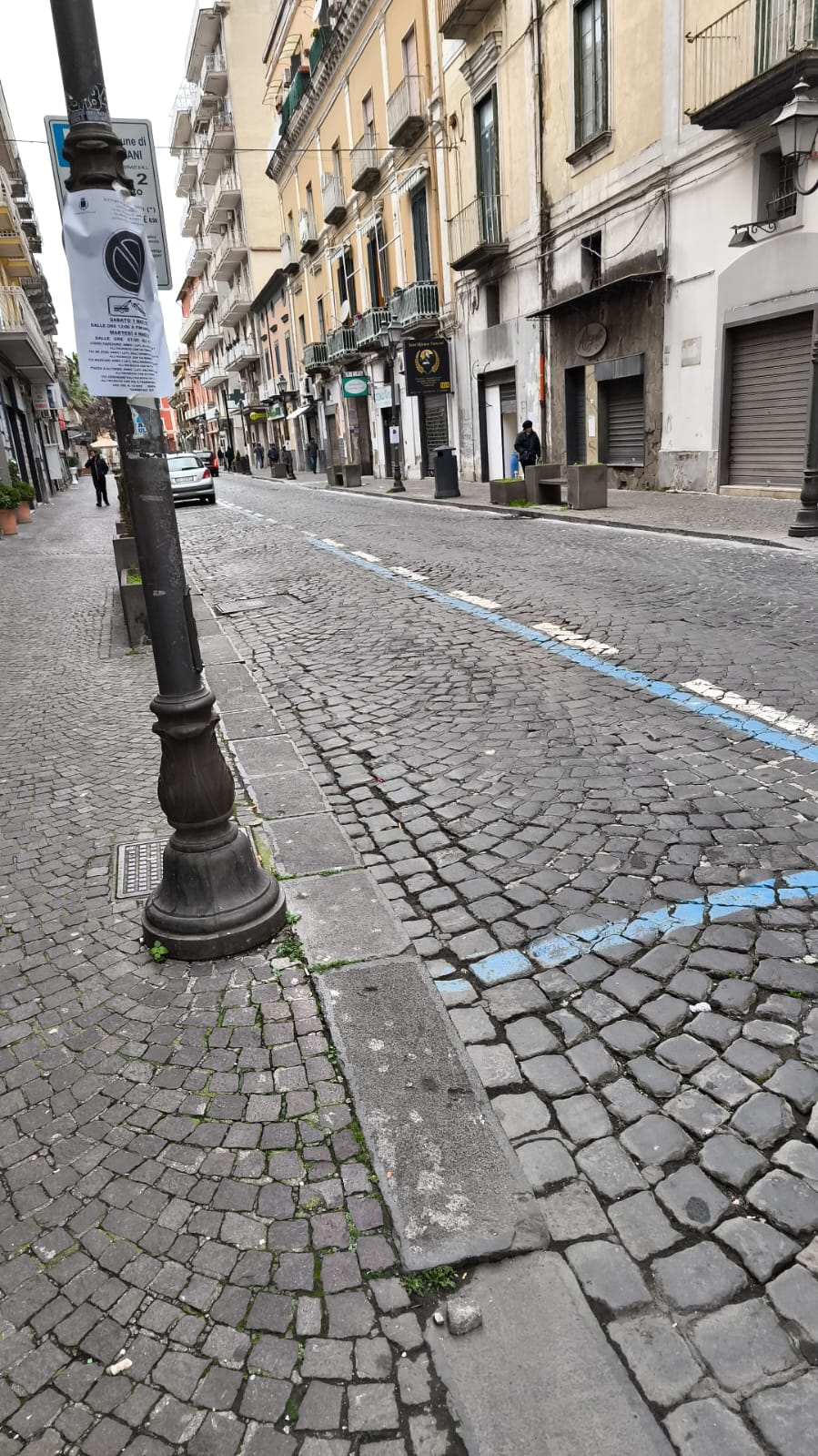 Pagani. “Sicurezza solo per i parcheggi” spiega un commerciante