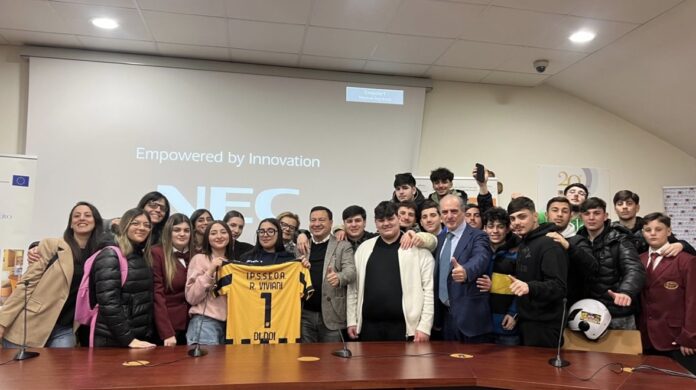 Il Presidente Langella in visita al Raffaele Viviani