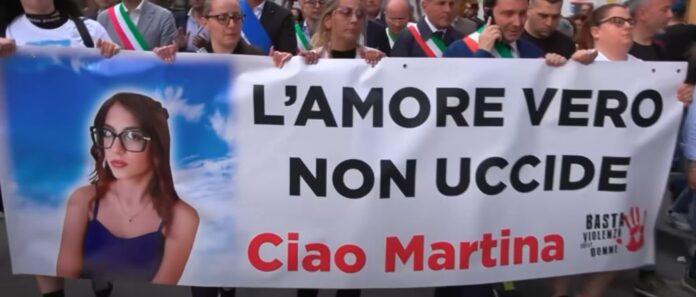 Martina Carbonaro corteo