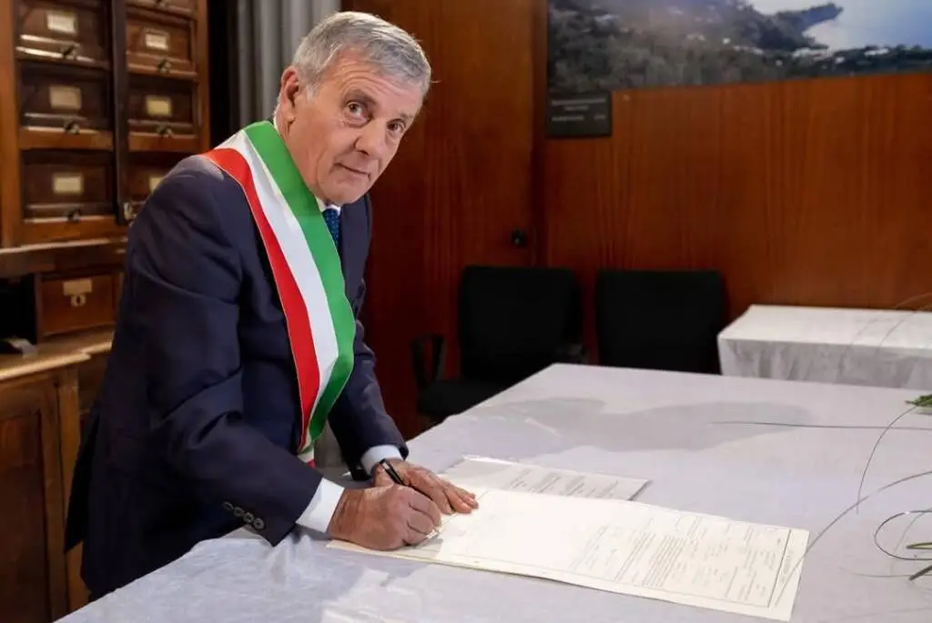 Massalubrense, addio al Sindaco Balduccelli